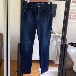 EUC/LIKE NEW INC Skinny Leg Jean